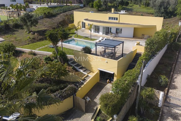 Image No.1-2 Bed House for sale