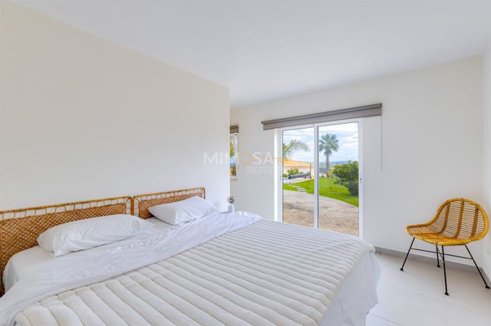 Image No.11-2 Bed House for sale