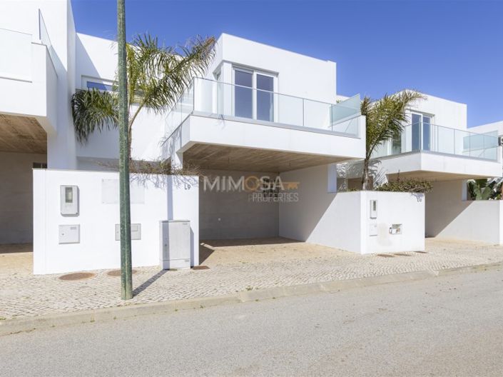 Image No.2-3 Bed House for sale