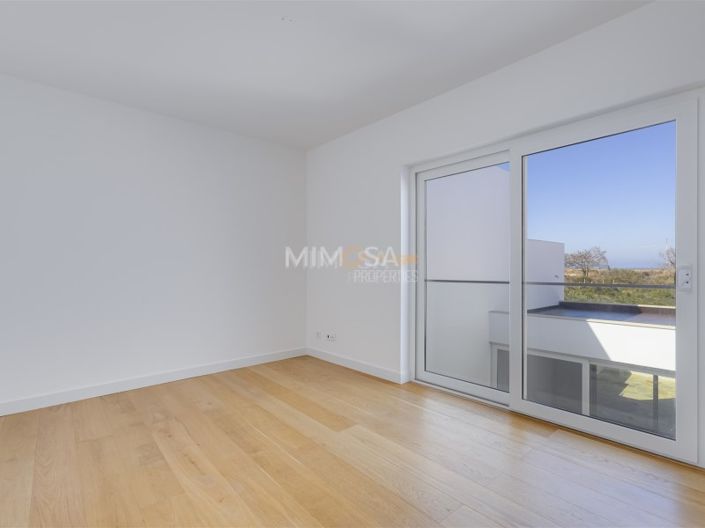 Image No.28-3 Bed House for sale