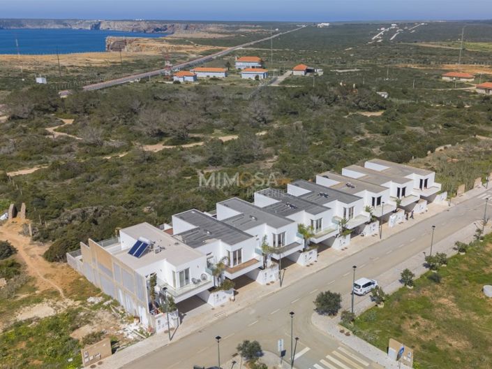 Image No.37-3 Bed House for sale