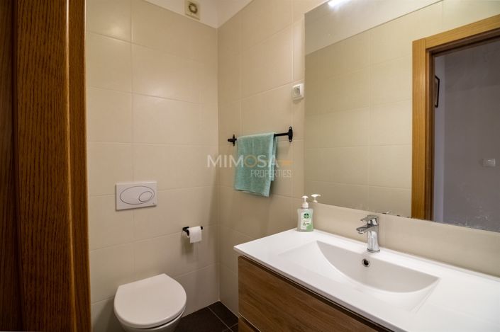 Image No.8-2 Bed Flat for sale