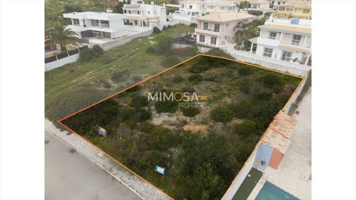 Image No.5-Propriété de 3 chambres à vendre à Lagos