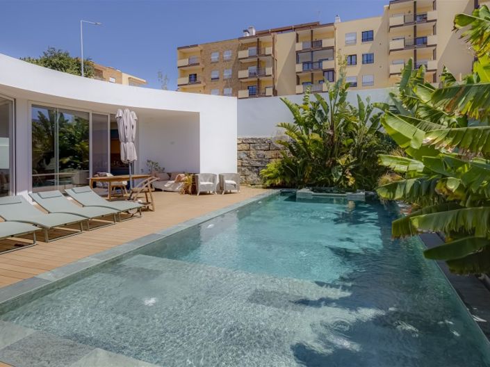 Image No.3-4 Bed House for sale