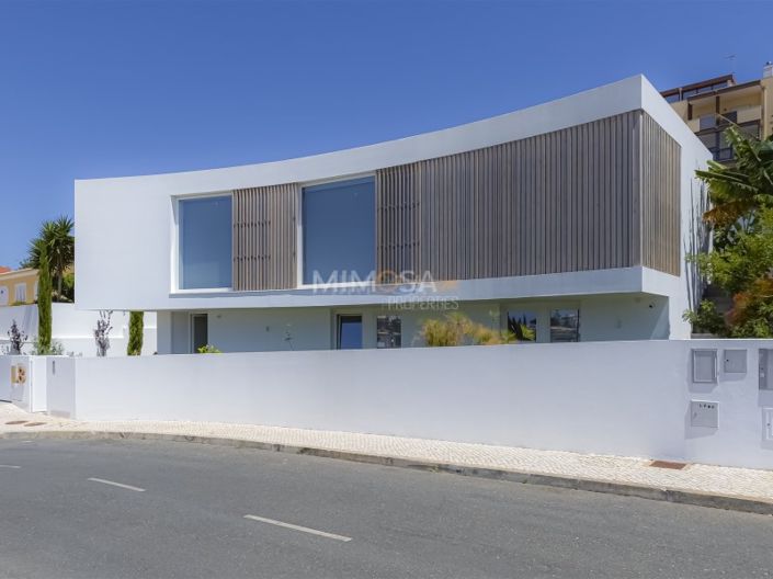 Image No.33-4 Bed House for sale