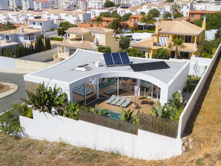 Image No.37-4 Bed House for sale