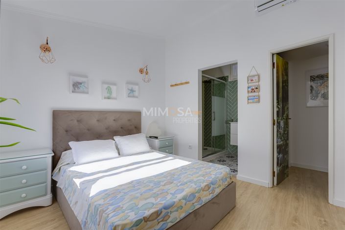 Image No.11-Propriété de 1 chambre à vendre à Lagos