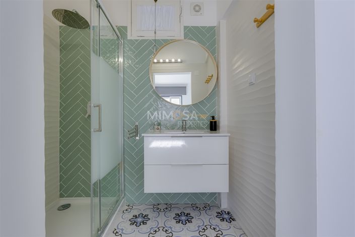 Image No.14-Propriété de 1 chambre à vendre à Lagos