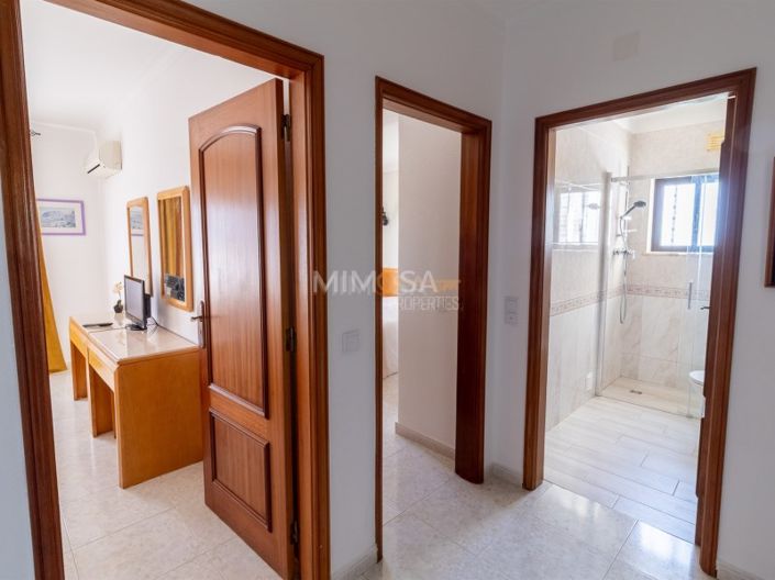Image No.19-2 Bed Apartment for sale