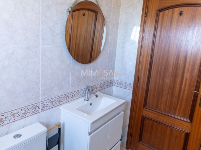 Image No.23-2 Bed Apartment for sale
