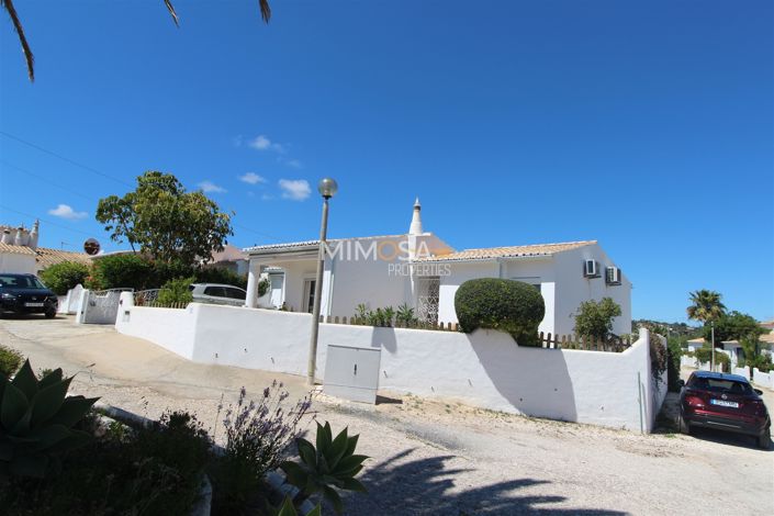 Image No.2-Propriété de 3 chambres à vendre à Luz