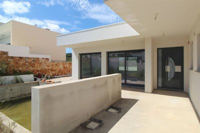 1 - Lagos, Maison