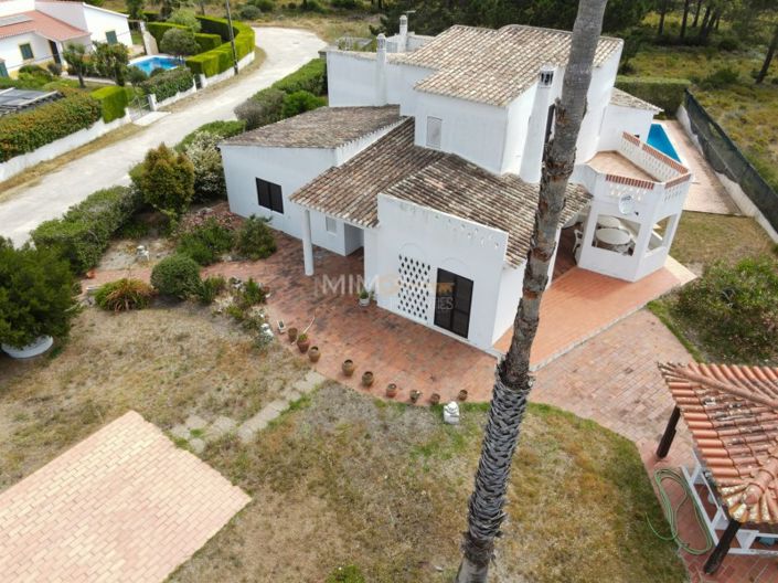 Image No.19-6 Bed House for sale