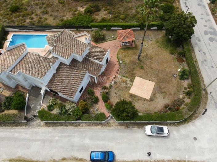 Image No.21-6 Bed House for sale