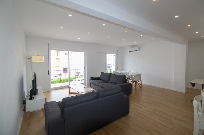 Image No.1-3 Bed Flat for sale