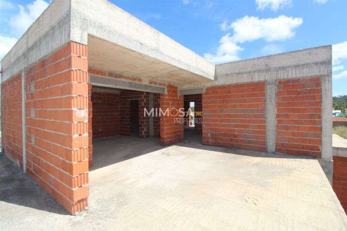 Image No.7-4 Bed Property for sale