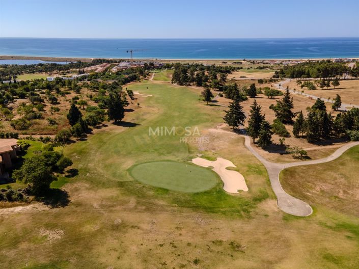 Image No.10-4 Bed House for sale