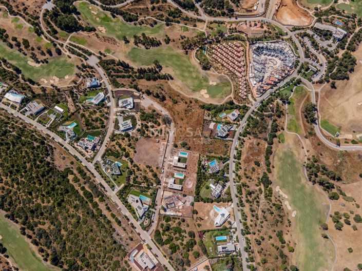 Image No.12-4 Bed House for sale