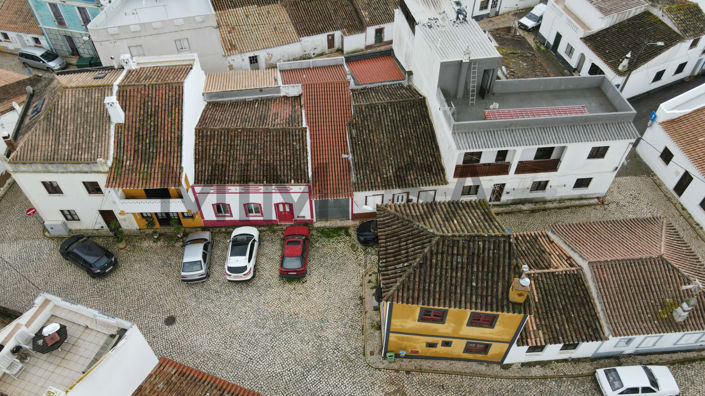 Image No.5-2 Bed House for sale