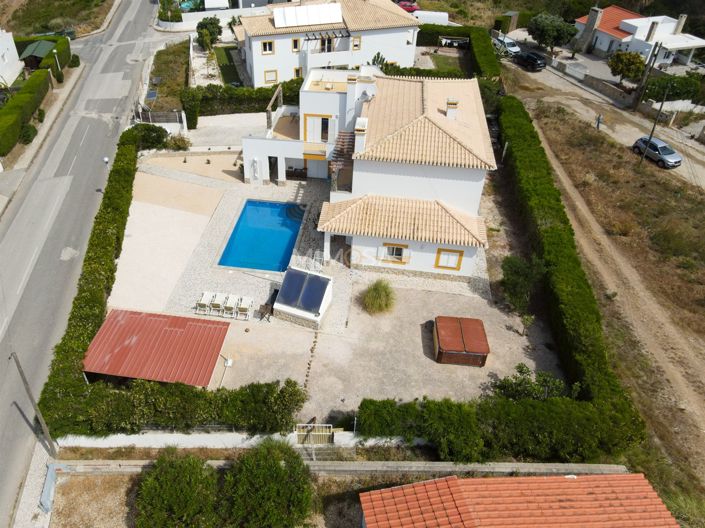 Image No.9-Maison de 4 chambres à vendre à Aljezur