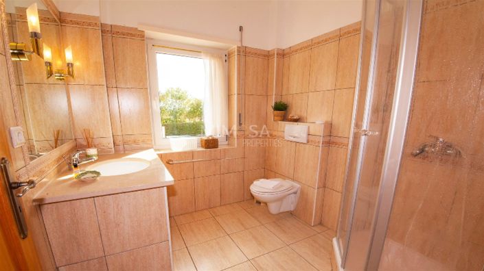 Image No.12-Maison de 6 chambres à vendre à Odiáxere