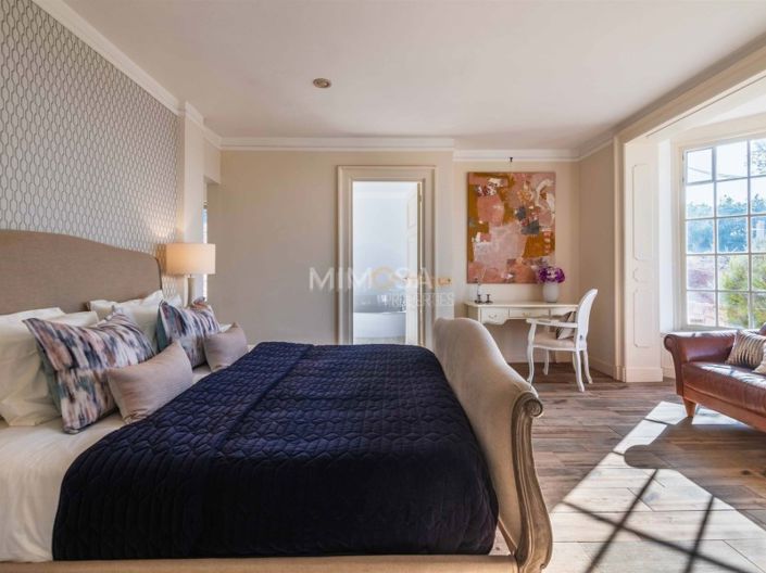 Image No.10-5 Bed House for sale