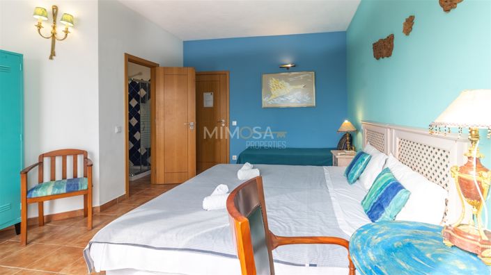 Image No.22-7 Bed House for sale