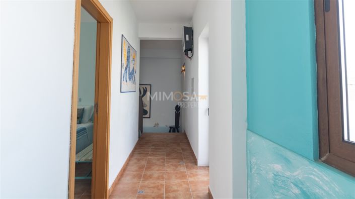 Image No.25-7 Bed House for sale