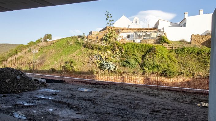 Image No.18-2 Bed Flat for sale