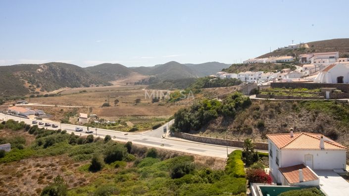 Image No.11-3 Bed Property for sale