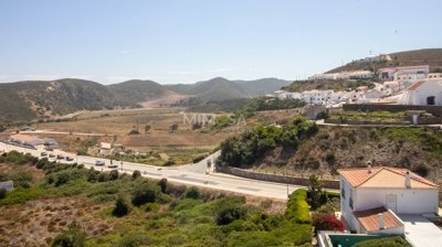 4d56381f-8e2f-43fd-9428-ca5dacc0aede