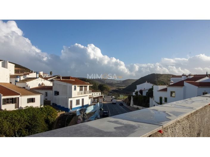 Image No.15-2 Bed House for sale