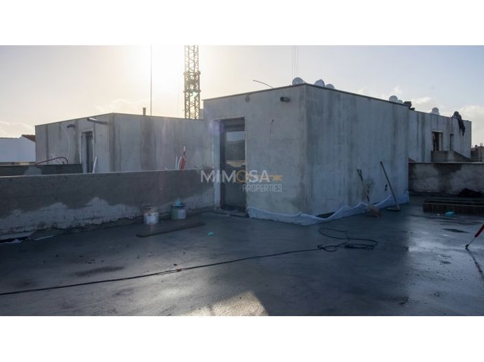 Image No.19-2 Bed House for sale