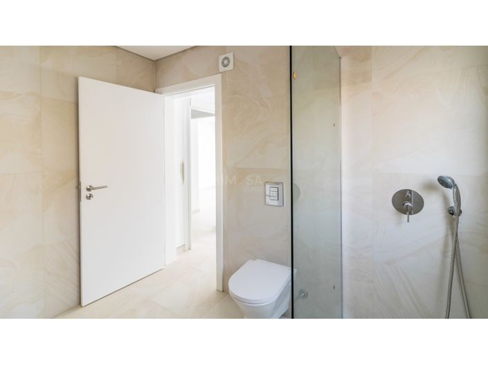 Image No.39-3 Bed Apartment for sale