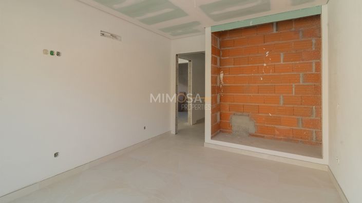 Image No.18-3 Bed Flat for sale