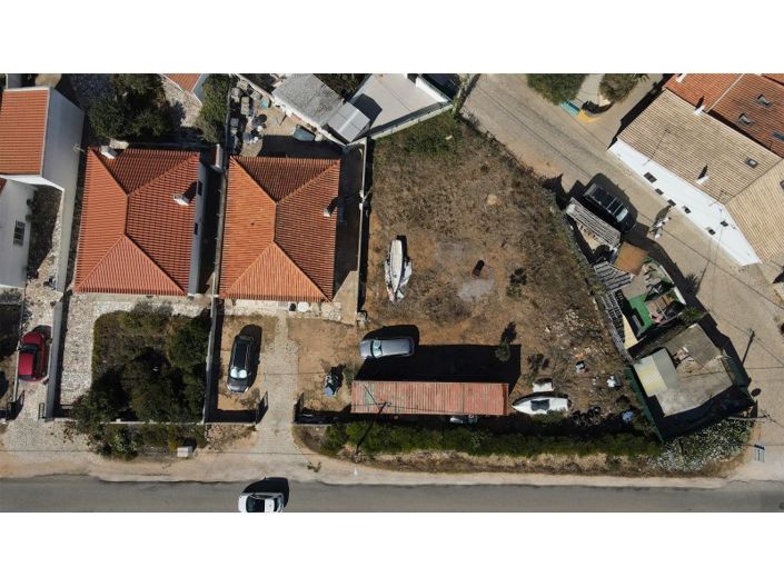 Image No.21-3 Bed House for sale