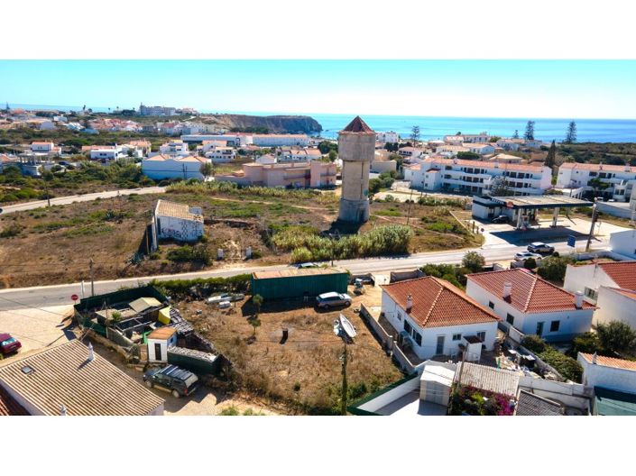 Image No.28-3 Bed House for sale