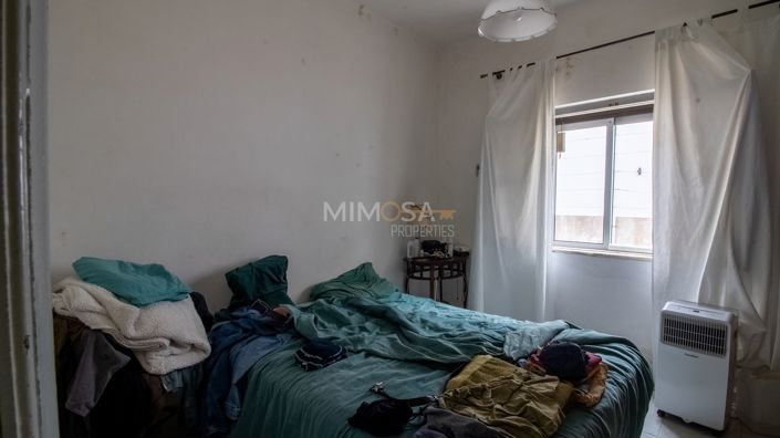 Image No.6-3 Bed Property for sale