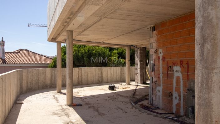 Image No.7-3 Bed Flat for sale