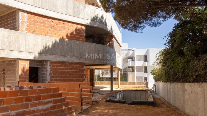 Image No.9-3 Bed Flat for sale