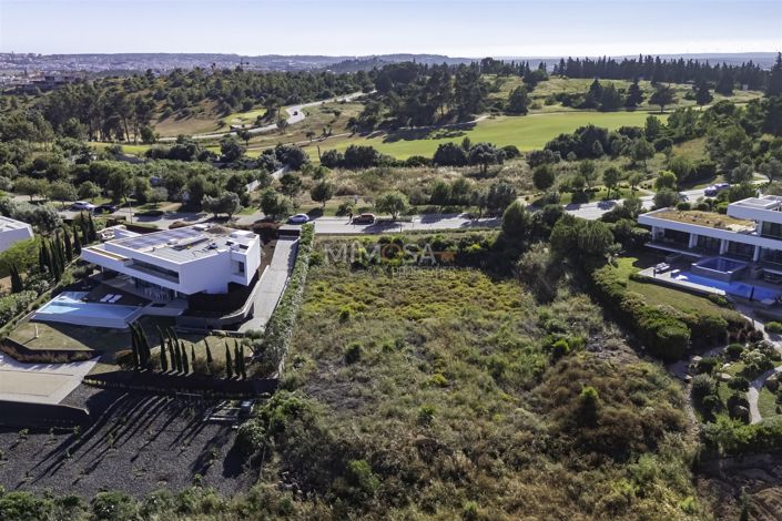 Image No.7-4 Bed Property for sale