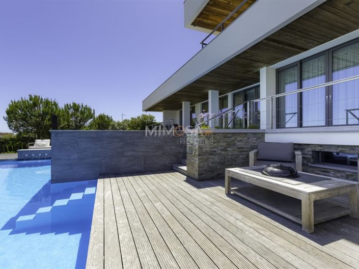 Image No.16-4 Bed House for sale