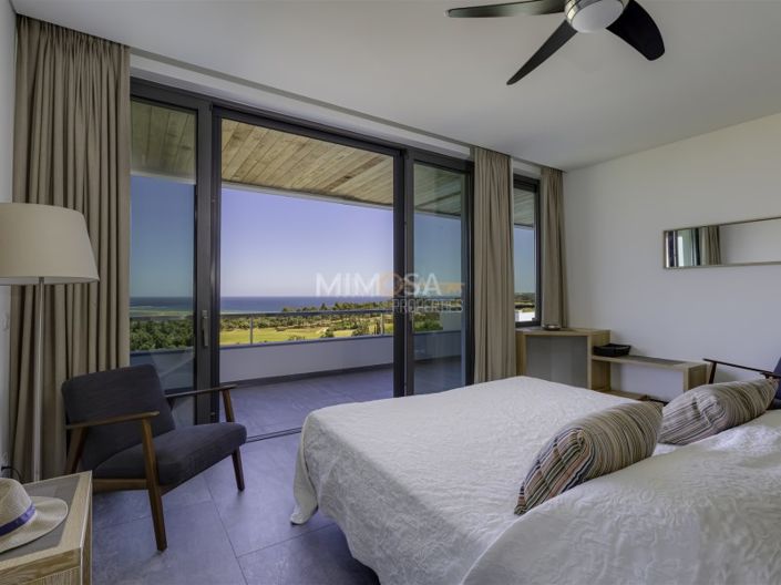 Image No.21-4 Bed House for sale