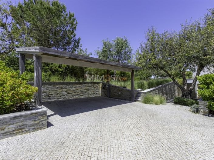 Image No.3-4 Bed House for sale