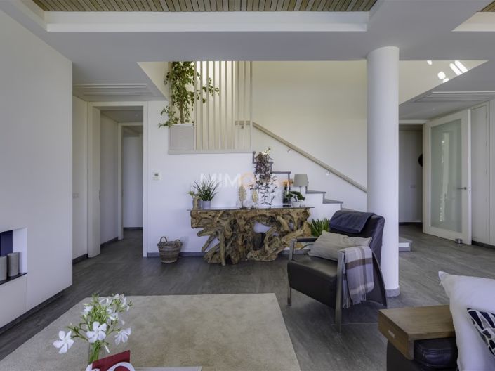 Image No.48-4 Bed House for sale