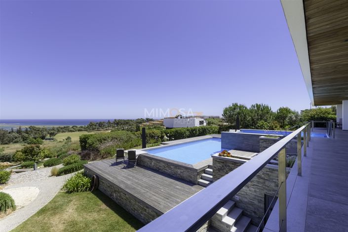 Image No.8-4 Bed House for sale