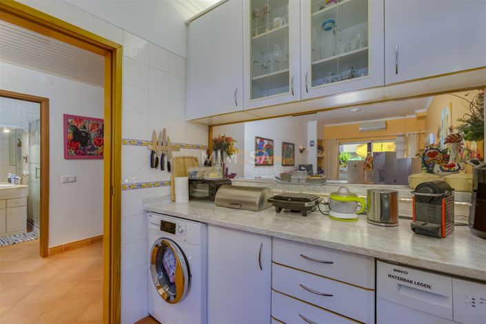 Image No.11-Appartement de 1 chambre à vendre à Lagos