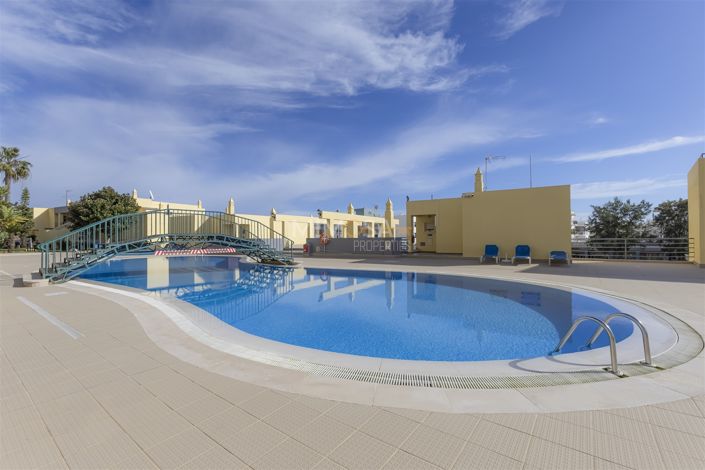 Image No.22-Appartement de 1 chambre à vendre à Lagos