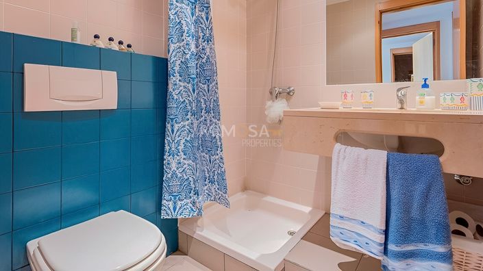 Image No.15-2 Bed Flat for sale