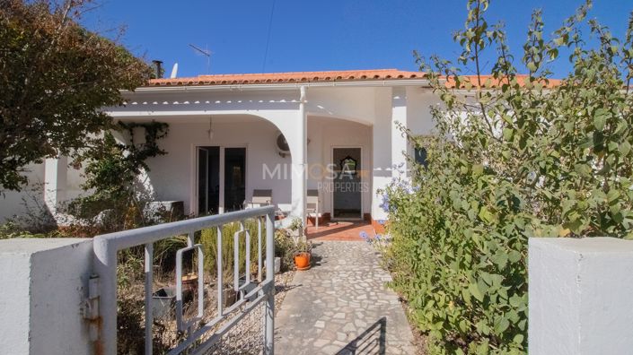 Image No.2-3 Bed Property for sale